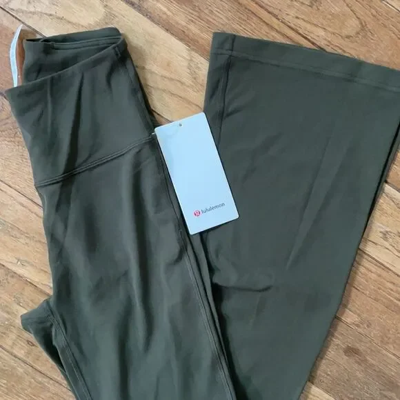 NWT LULULEMON Groove Pant Flare High Waist army Green olive NULU size 4 perfect - Picture 2 of 11